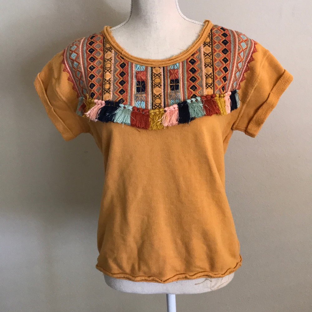 Size M Anthropologie short sleeve sweatshirt